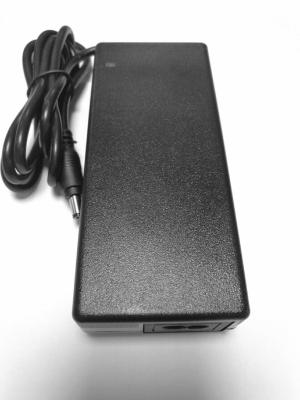 China CA de escritorio del adaptador del negro de 12V 10A - adaptador del universal de la mesa de DC en venta