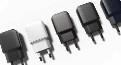 China 5V 1A/2.1A/2.4A sondern Doppeluniversal-DIE USB-Wechselstrom-Adapter-schnelle Aufladung aus zu verkaufen