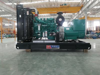 China Geradores industriais Cummins de 200 kW com alternador sem escova à venda