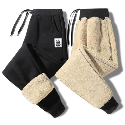 China Custom Logo Drawstring Sporty Casual Jogger Shearling Winter Anti-pilling Men's Ninth Thick Hairy Sweatpants for sale