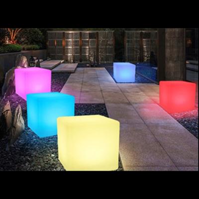 China Modern RGB Lights 16 Colors LED Bar Cube Table LED Glowing Bar Stool With IR Remote Control for sale