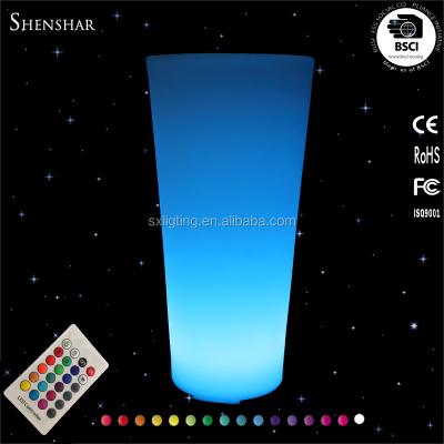 China Modern LED Illuminated Glowing Flower Pot LED Lighted Outdoor LED Planter Decorative Vase for sale