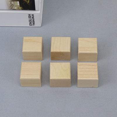 China USA 2021Hot Sale DIY Projects Square Blocks Unfinished Wooden Wooden Cubes For Crafts for sale