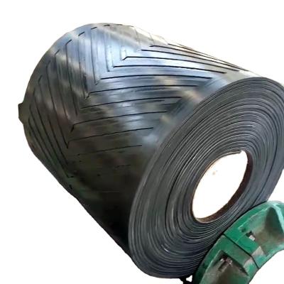 China Rubber+EP Cloth B900 Wide Anti Slip Herringbone Pattern Rubber Conveyor Belt For Mine Conveyor for sale