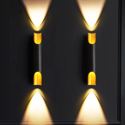 China Home Hanging Wall Light Tempered Glass LED Wall Light European Villa Retro Classical Outdoor Wall Lamp Cob Wall Lamp for sale