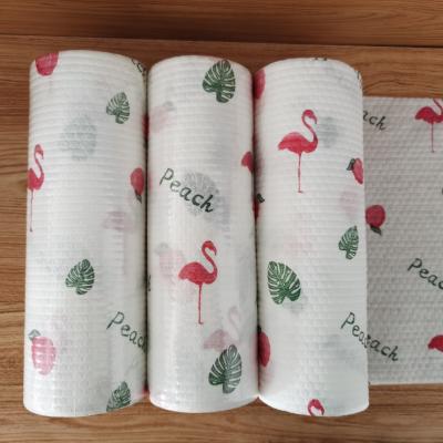 China Kitchen Sustainable Disposable Cleaning Roll Printing Lazy Wipes Clean Towel Disposable Nonwoven Wood Pulp Roll for sale