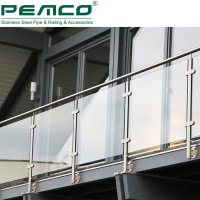 China Modern Balcony Side Mounted Stainless Steel Glass Staircase Design Glass Railing Clamp Railing Systems for sale