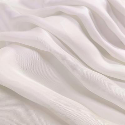 China Hot-selling Wholesale 100% Organic Silk Twill Fabric Natural Mulberry White Silk Fabric Undyed for sale