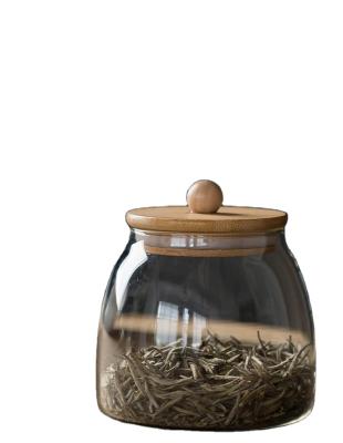 China Small home hot sale storage glass jars with lid storage jars glass containers bang for sale