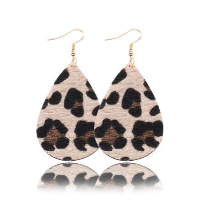 China Hot Selling Various Shape PU Wholesale Fashion Popular Customized Leopard Leather Earring for sale