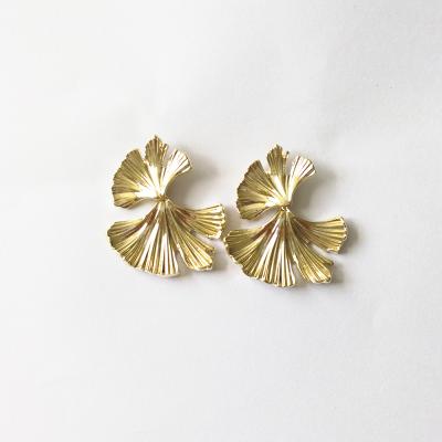 China Leaf Ginko Biloba Plant Vintage Ginko Biloba Earrings Nature Flower Statement Flower Statement Earrings for sale