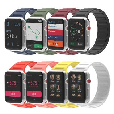 China Fanshion/Sport For Apple Watch Band Luxury Designers Sport Silicone Smart Watch Band Strap For Apple Watch Bands for sale