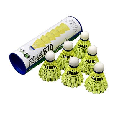 China Durable New Arrival 2021 Traditional Badminton Feature Animal WHISTLE Super Durable 6pcs White / Yellow Nylon Badminton Shuttlecock for sale