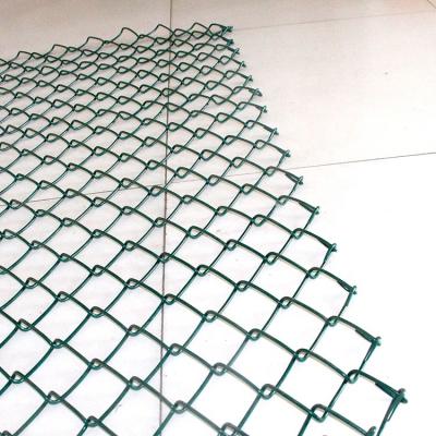 China Easily Assembled Good Quality Double Twist Wire PVC Coated Football Pitch Chain Link Fence Price India for sale