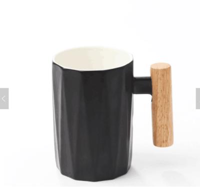 China Matte Mug With Wooden Handle 300ml Fancy Simple Ceramic Coffee Mug And Cups Japanese Style Ceramic Cheap Viable Folder for sale