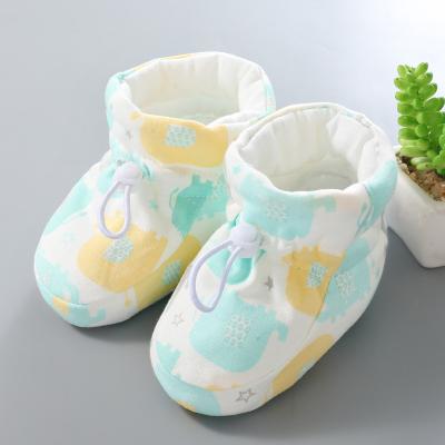 China Plush Newborn Baby Shoes Spring Soft Unique Autumn Baby Socks For 0-1 Years Old for sale