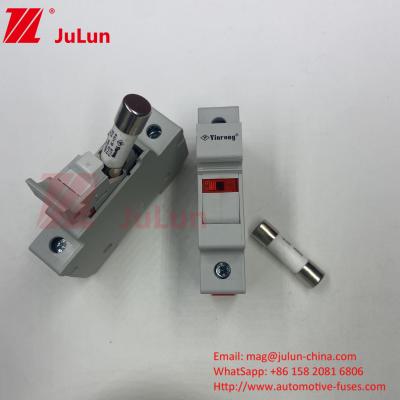 China PV-sluiting voor zonne-energie PV-inverter PV-32X 1000V 32A Fast-acting Fuse Circuit Protection Dc Fuse Solar Man Te koop