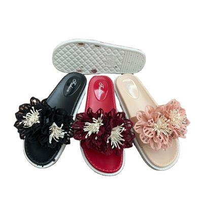 China Fashion trend fashionable ladies casual shoe and slippers latest popular stylish flower for sale