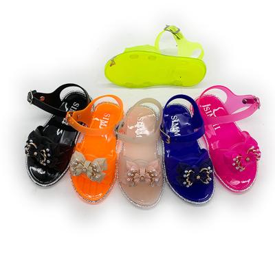 China 2021 fashion kid girl fashion trend best quality fashionable accessories freeze children shoes outdoor sandals for sale