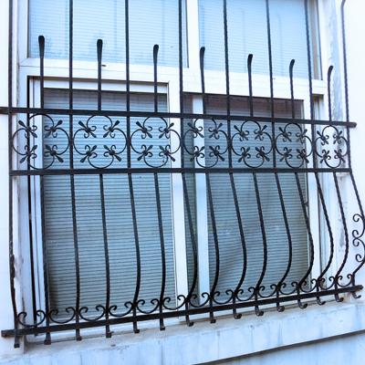 China 2021 Simple Style Wrought Iron Folding Screen Balcony Fence for sale