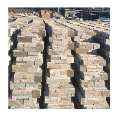 China Modern Natural Beige Slate Ledgestone Wall Bricks 18X35 Cm With Interlocking for sale