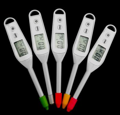 China Hot Sale Digital Salinity Meter Waterproof Salt Meter With Thermometer SM01 for sale