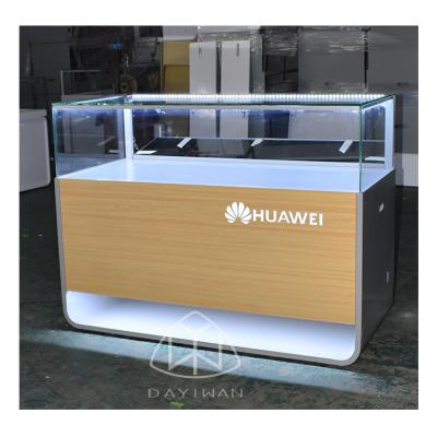 China Customized Customized Electronic Shop Counter Shop Modern Mobile Phone Design Showroom Electronics Store for sale