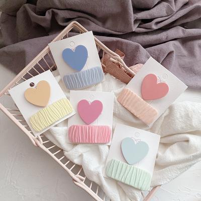 China Comfy Soft Summer Solid Color Love Heart Girl Acrylic Hairpin Side Clip Color Hair Clip Bangs Small Cool Baby Kids Children for sale