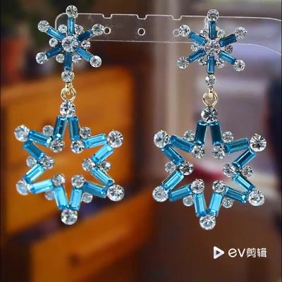 China New Christmas Luxury Colorful Jewelry Alloy Cavity Diamond Drop Snowflake Earrings For Creative Women for sale