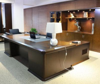 Cina Wooden Office Furniture Boss Table Chairman Luxury Table Mdf Office Executive Desk in vendita