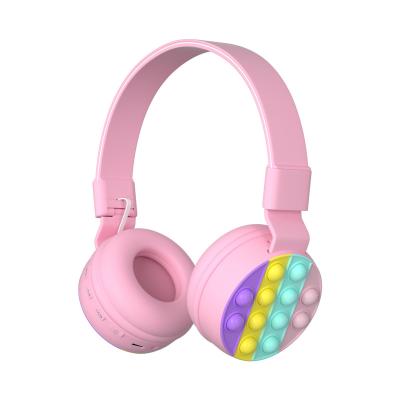 China Cute Earphone Gifts Silicone Rainbow Bubbles Earbuds TWS Radio Earphone Stir Auriculares Jumping Stirring Person Push Her Headset for sale