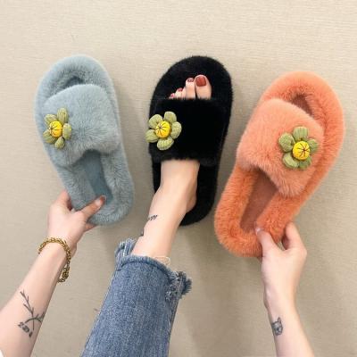 China 2021 other new women's slippers autumn and winter new fashion furry fluffy cotton outdoor flat home soft slippers for sale