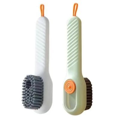 China Effortless Shoe Cleaning Automatic Liquid Discharge Brush With Soft Bristles For Household zu verkaufen