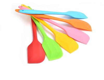 China Viable Rubber Spatula Silicone Spoon Heat Resistant Cooking Kitchen Tools Cooking Silicone Integrated Spatula for sale