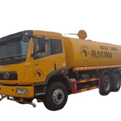 China Carbon Steel Stainless Steel Q235 Euro II 2800L To 3000L Small Water Tank Truck for sale