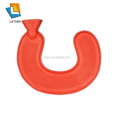 China Cute Natural Rubber U-Shape 1000ml Standard Natural Rubber Hot Water Bottle for sale