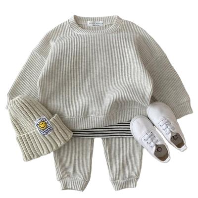 China Anti-wrinkle fashion knitted suit high quality baby boy girls clothes set 2pcs winter baby clothing sets for sale