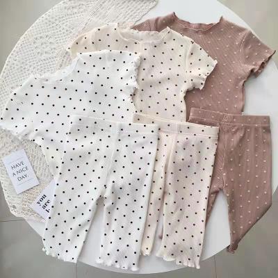 China Anti-wrinkle New Arrival Soft Cloth Dot Pattern Short Sleeve 2 Pcs Baby Clothes Set Newborn Baby Clothes Set for sale