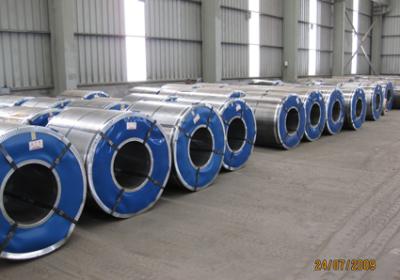 China La construcción los 750Mm bobinas de acero galvanizadas sumergidas calientes de la lentejuela del galvanizado en venta