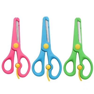 China Elastic safety plastic edging labor-saving plastic creative does not hurt hands around the main handmade scissors for sale