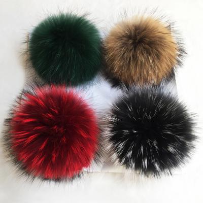 China Auto Upholstery Raccoon Hairball Shoes, Hats, Accessories, Bags, Clothing Accessories, Oversize True Color Hairball Manufacturers Wholesale for sale