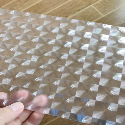 China Espetos de laminagem térmica de filme transparente 3D de dureza macia para embalagens de cortinas de chuveiro à venda