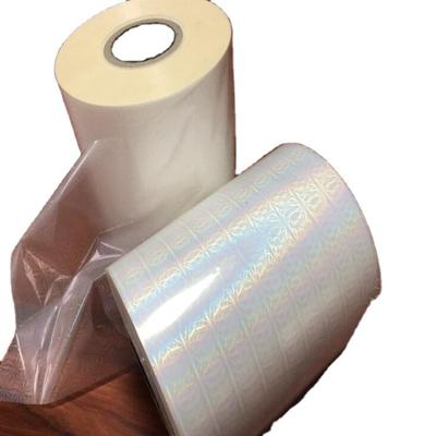 Chine Film de laminage thermique holographique BOPP transparent de 25 microns pour l'emballage de cadeaux à vendre