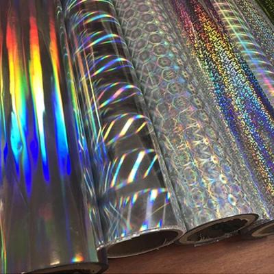 Cina Supporto campione di pellicola PET a prova di umidità trasparente arcobaleno Hologramma regalo imballaggio in vendita