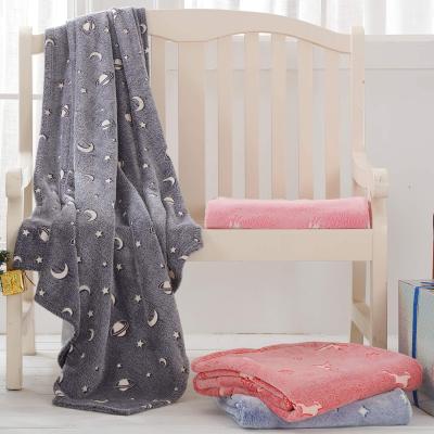 China Sustainable Soft Flannel Fleece Blanket Glow In The Dark Gift For Baby for sale