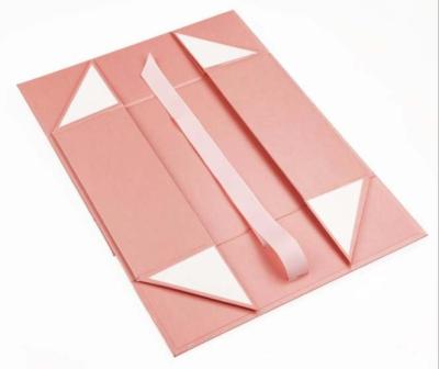 China Handmade Modern New Design Paper Magnetic Folding Box With Ribbon Wedding Gift Box Packaging for sale