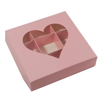 China Wholesale disposable unique paper gift box with divider and clear heart shape window for packaging macaroon chocolate candy diwali sweet for sale