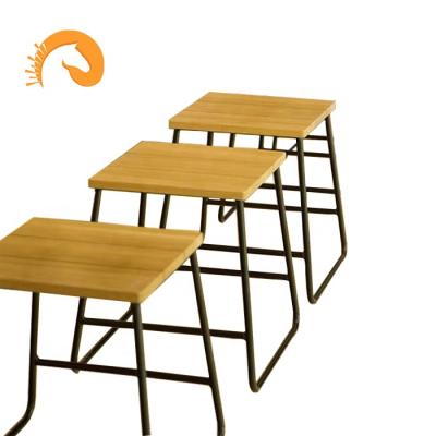 China 2020 Amazon Factiry Price Traditional Hot Selling Classic Stools Restaurant Waiting Solid Wood Bar Stool for sale