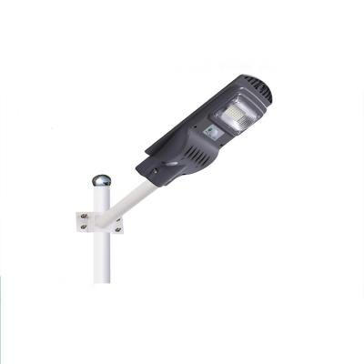 China Roads Super Brightness 100W Powered Outdoor Light All In One LED Solar Street Light for sale