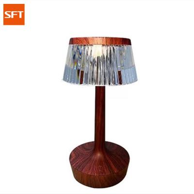 China Newest Art Transparent Crystal Acrylic Table Lamp Modern Diamond Rechargeable Table Lamp With 2021 Modern Touch Control for sale